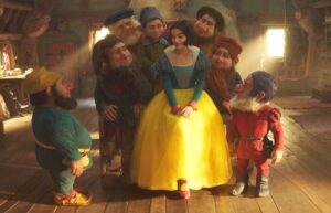 Disney Snow White First Look - Rachel Zegler as Snow White with seven dwarves