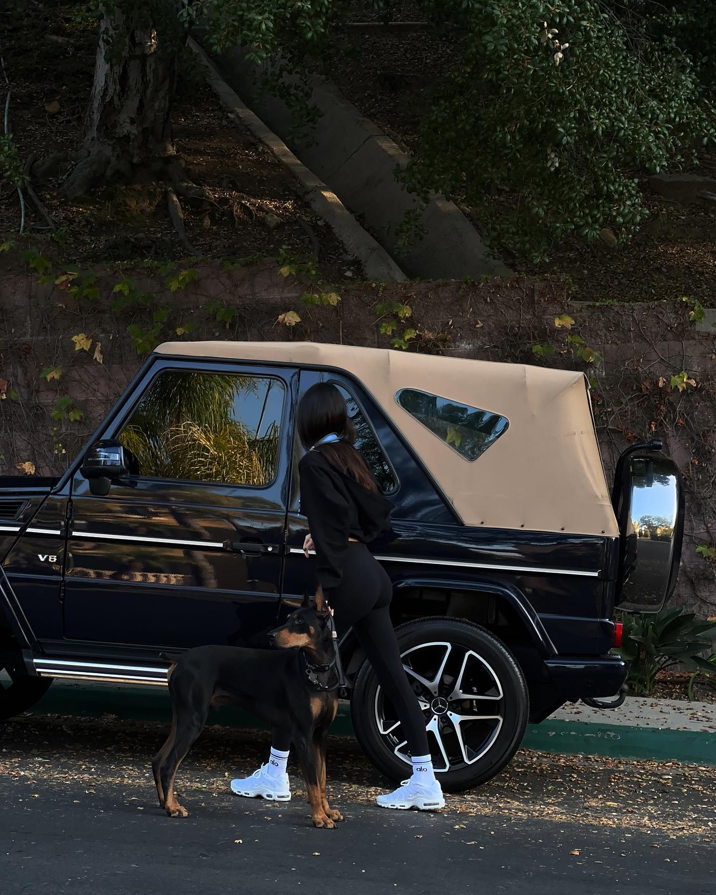 She also stood in front of her lavish Mercedes-Benz G-wagon