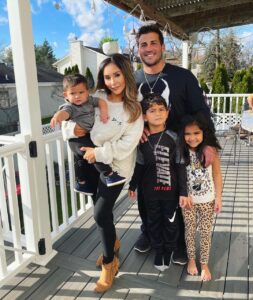 Snooki has posted a new photo that fueled pregnancy rumors