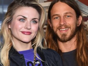 Kurt Cobain's Daughter, Frances Bean Cobain, Marries Tony Hawk's Son, Riley Hawk