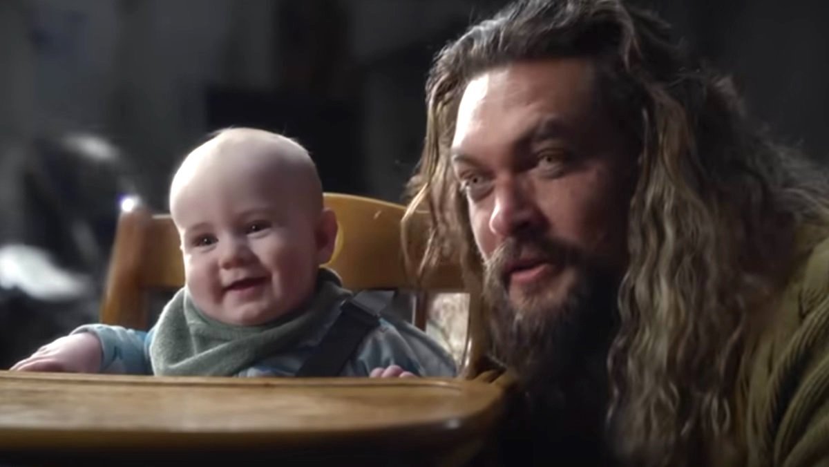 Arthur Curry (Jason Momoa) and his son Arthur Jr. in Aquaman and the Lost Kingdom.