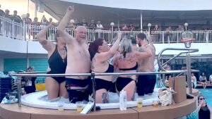 Hot Tub Circle Pit During Hatebreed's Headbangers Boat Set