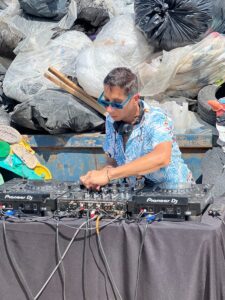 JHONATAN OSPINA Raises Environmental Awareness With DJ Set From Tulum Recycling Center