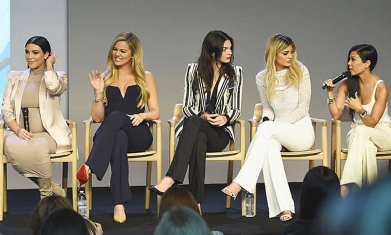 Comprehensive Guide to Stream &#8216;Keeping Up with the Kardashians&#8217;