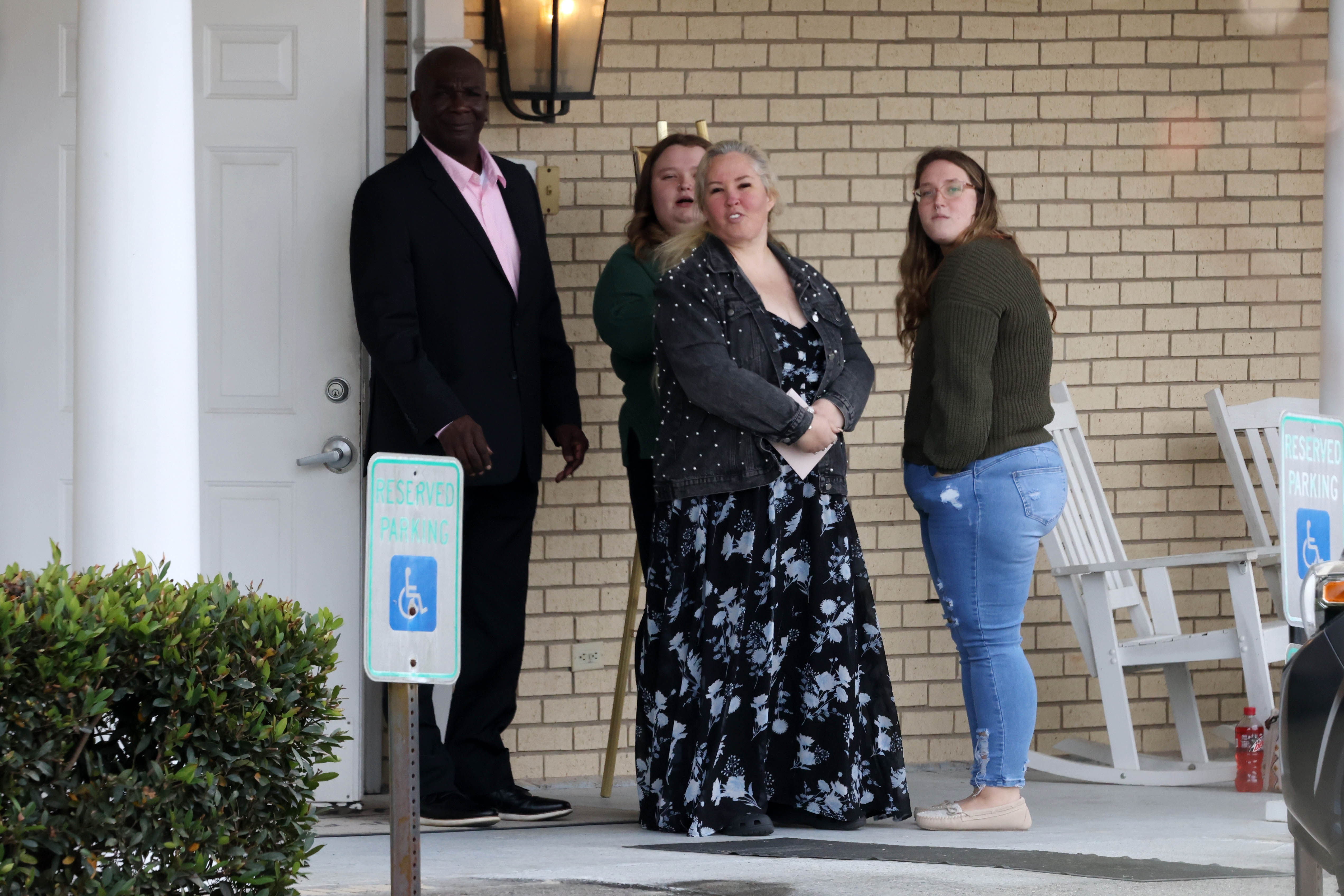 Mama June and her family have been mourning Anna's death