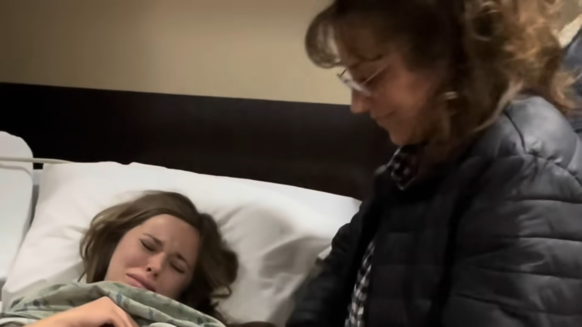 Michelle stood by Jessa's side in the hospital room