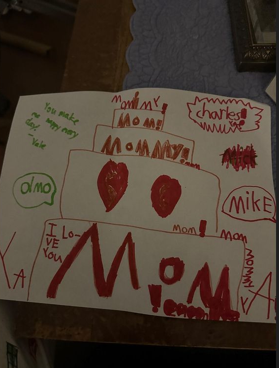 Savannah also shared a photo of the sweet birthday card her kids made for her