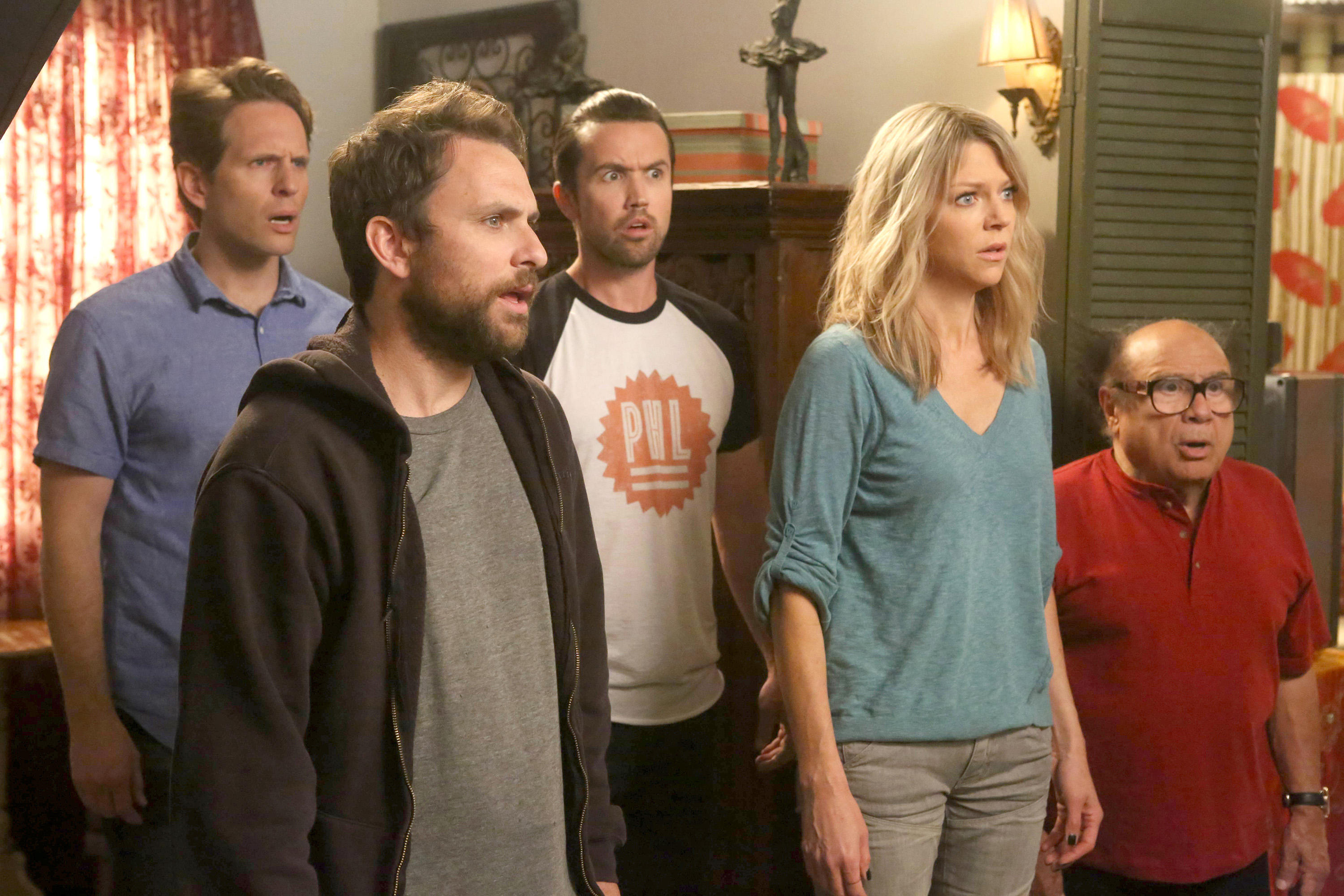 Rob pictured with Glenn Howerton, Charlie Day, Kaitlin Olson, and Danny DeVito in an episode of It’s Always Sunny in Philadelphia