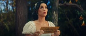 Katy Perry appeared in a new trailer for the upcoming season of American Idol as Dorothy Gale from The Wizard of Oz