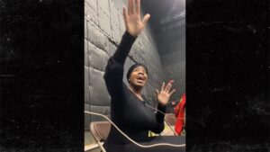 Fantasia Barrino Belts Out 'I'm Here' from 'Color Purple' at Table Read