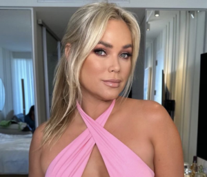 Kelly Hughes Shares Swimsuit Video Looking "Iconic"