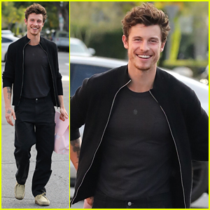 Shawn Mendes Goes Holiday Shopping in West Hollywood