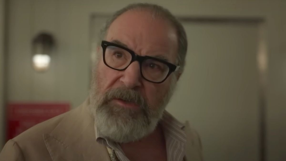 Mandy Patinkin as a detective wearing glasses in death and other things trailer