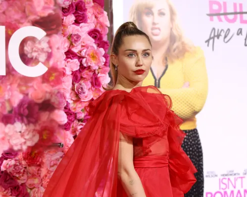 Miley Cyrus at the premiere of "Isn't It Romantic" in 2019