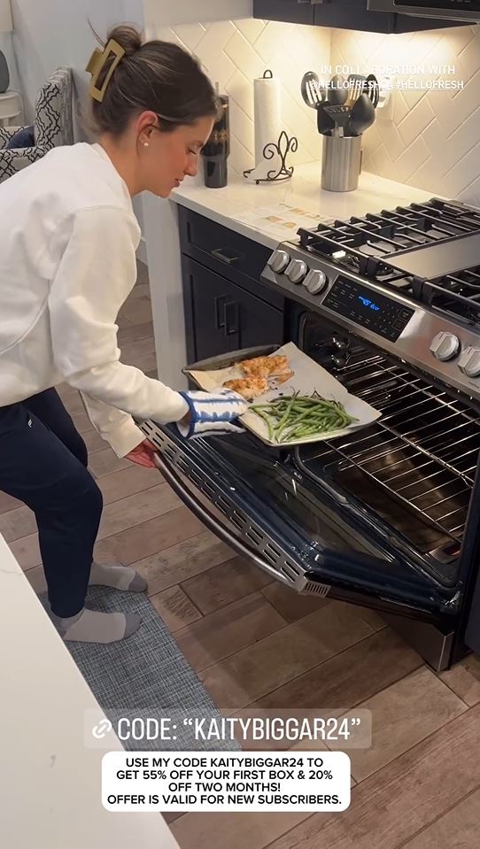 The couple's spotless oven came in hand when it came time to bake their meal