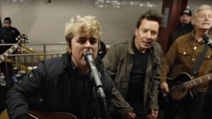 Green Day and Jimmy Fallon Busk in NYC Subway