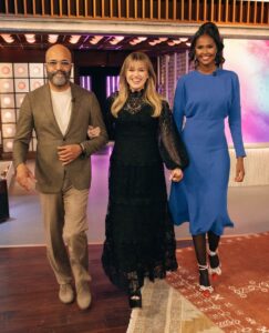 Kelly Clarkson donned a slimming sheer black dress on her talk show
