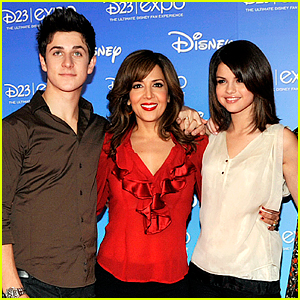 Selena Gomez Reunites With 'Wizards of Waverly Place' Co-Stars Ahead of Series Reboot!