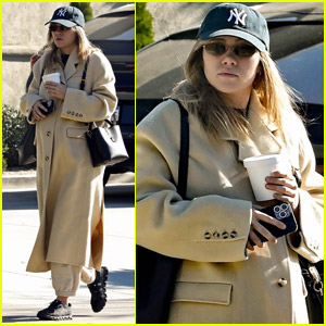 Suki Waterhouse Covers Up Her Baby Bump While Shopping in Beverly Hills