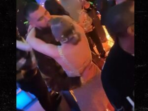 Taylor Swift and Travis Kelce Share New Year's Eve Kiss