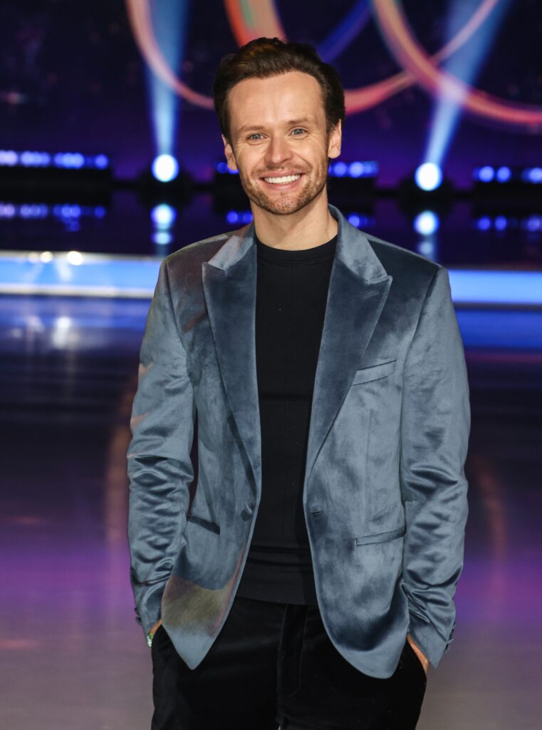 Who is Dancing on Ice pro Mark Hanretty? – The US Sun - Cirrkus News