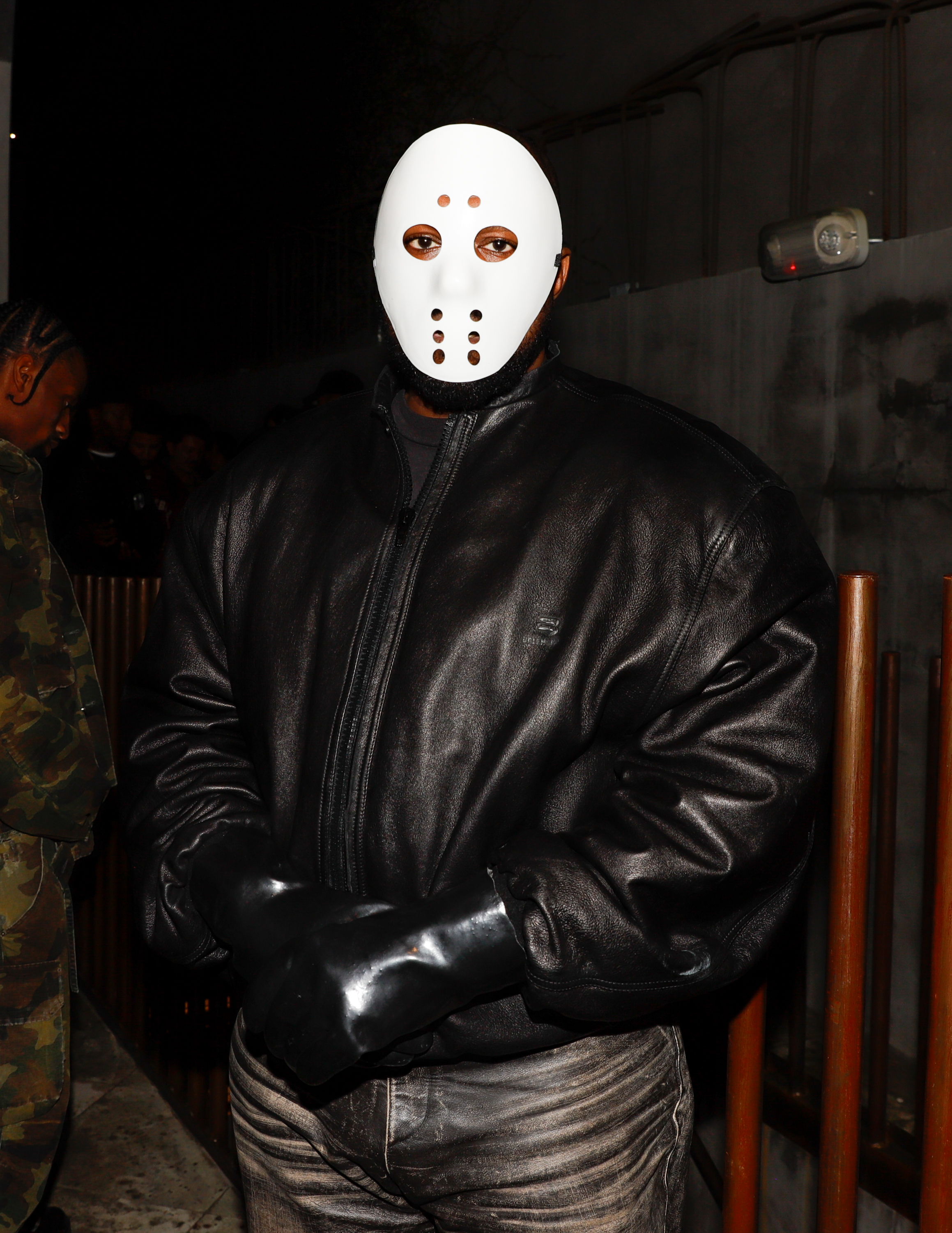 Kanye wore a mask at the grand opening of the 424 store