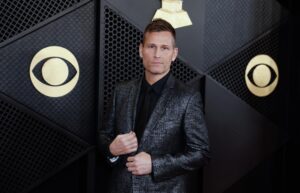 Kaskade replaces Tiësto as Super Bowl DJ headliner