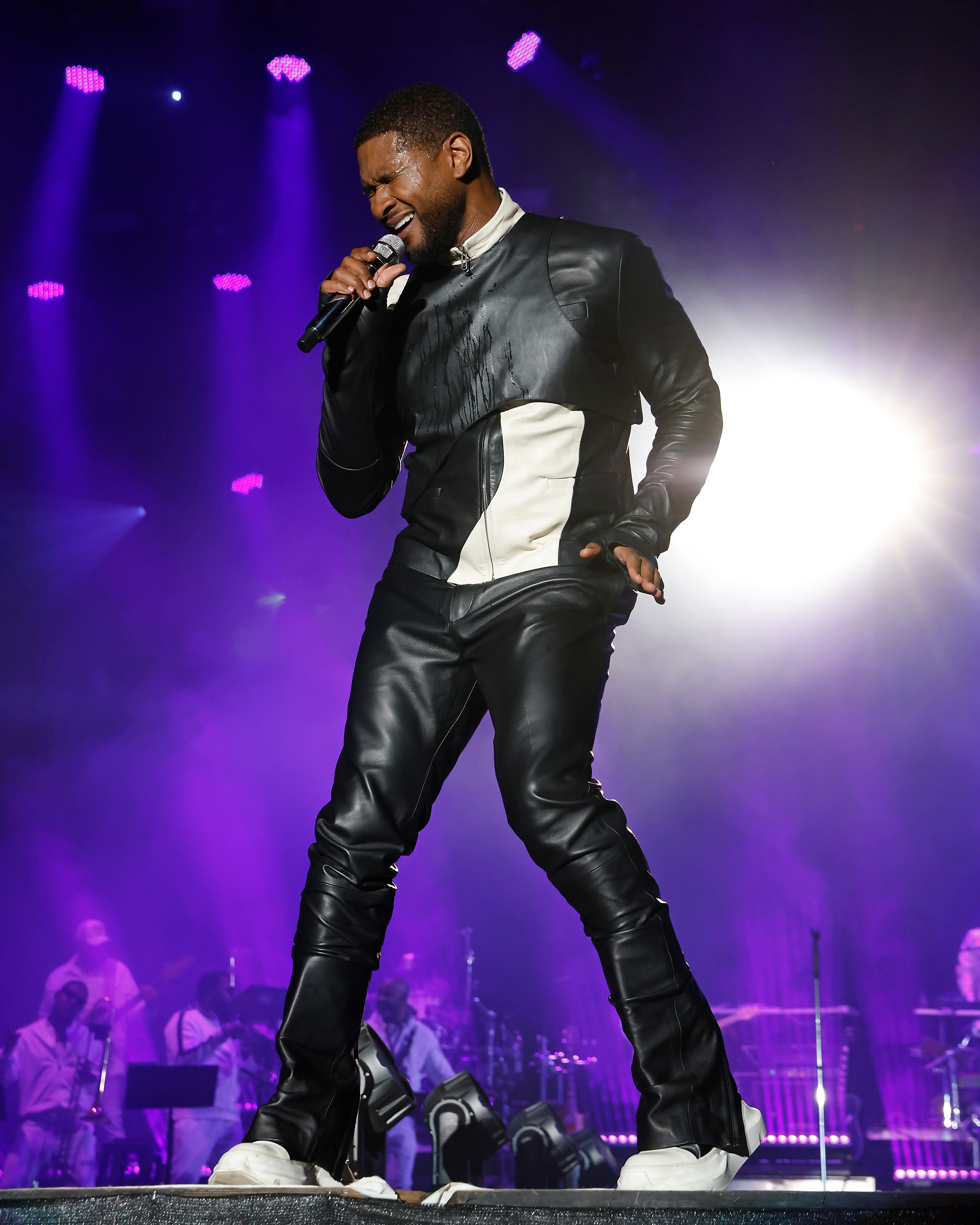 Usher previously joked it would be tough to squeeze his 30-year career into 13 minutes