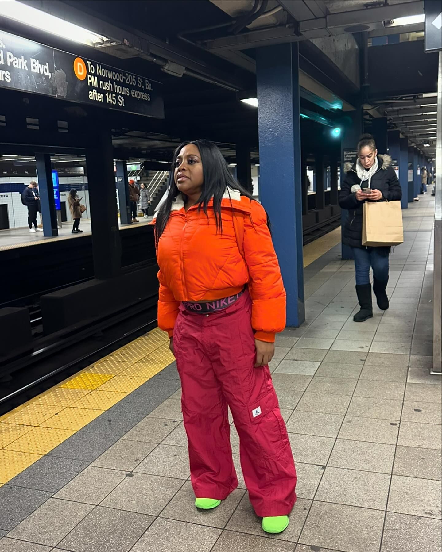 On Saturday, Sherri uploaded a series of snapshots showing her riding on and waiting for the subway to Instagram
