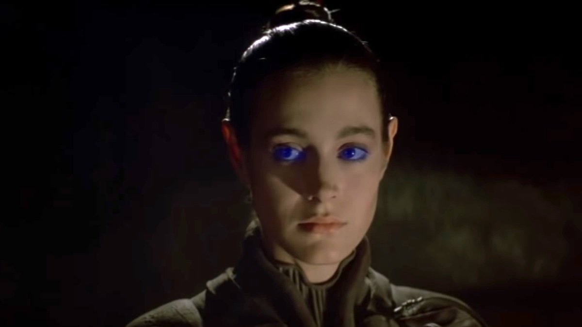 Sean Young as blue-eyed Chani with her hair pulled back in David Lynch's Dune