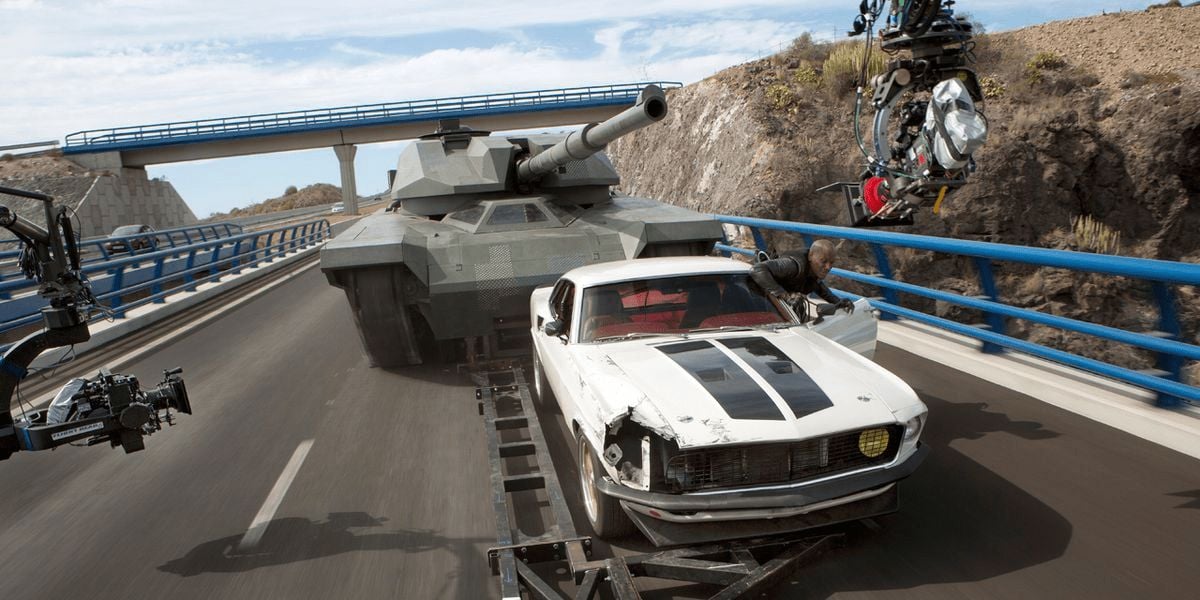 Top 5 Fast &#038; Furious Stunts That Defied Physics