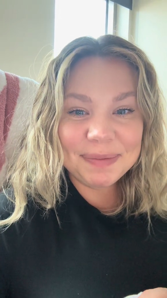 Kailyn couldn't hold back tears while sharing the news