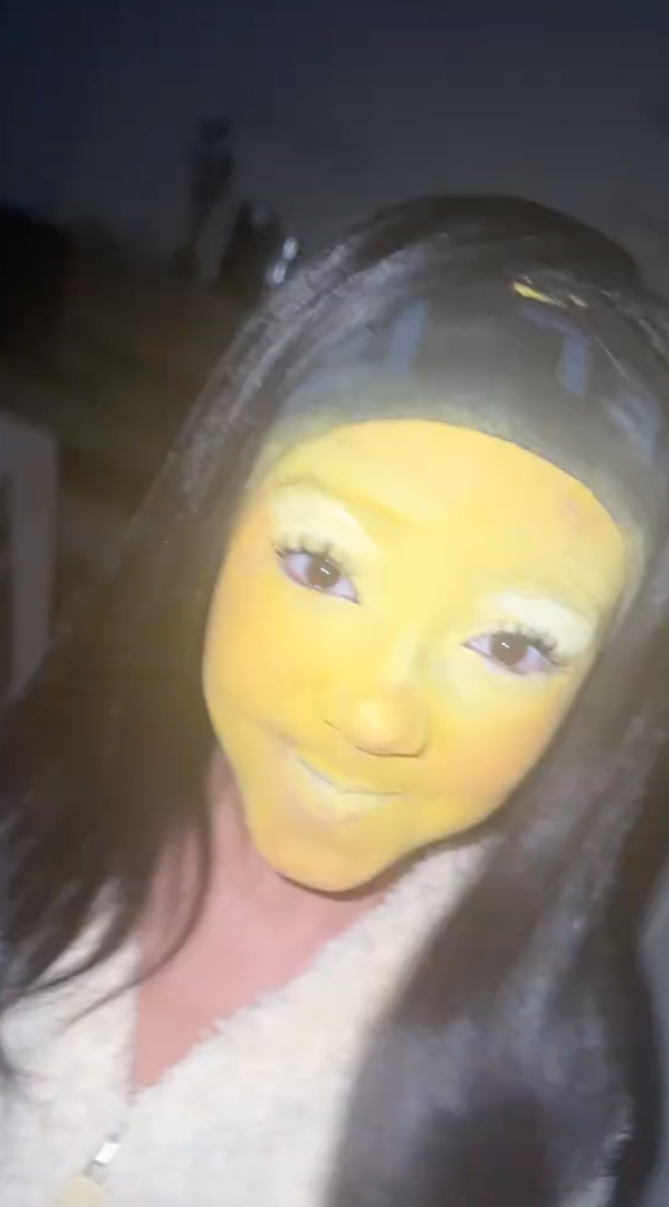 The 10-year-old's younger sister Chicago had on a full face of yellow makeup