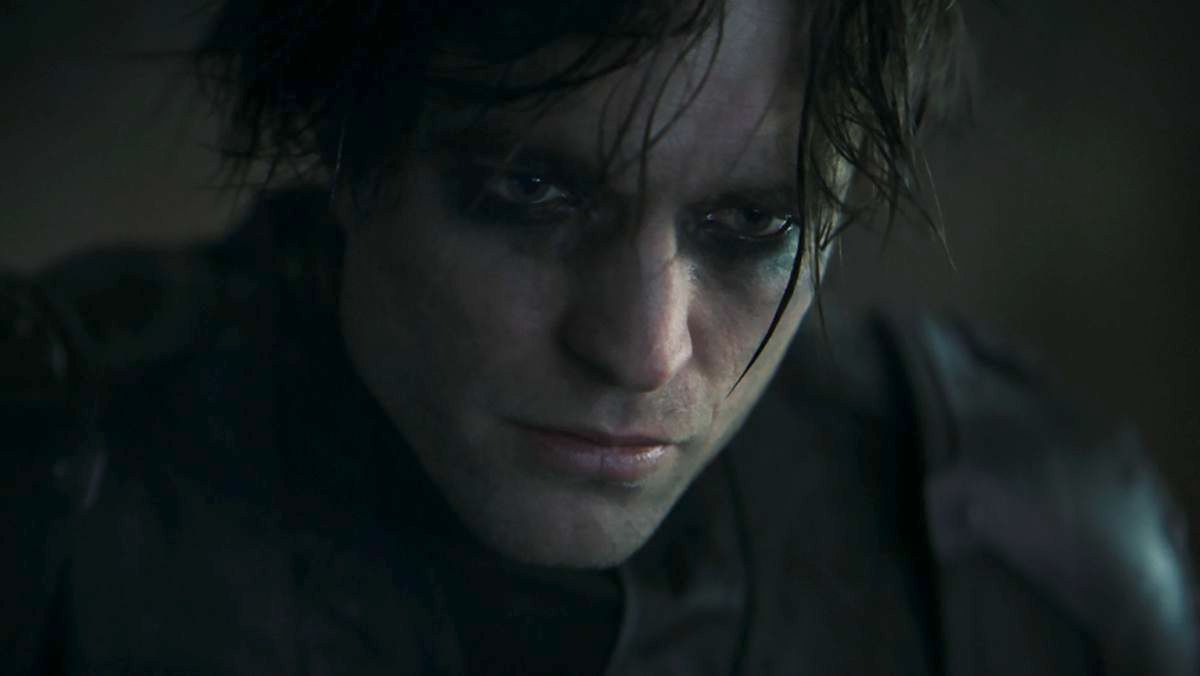 Close up of Robert Pattinson's Batman with eyeliner - Robert Pattinson's batman is very emo