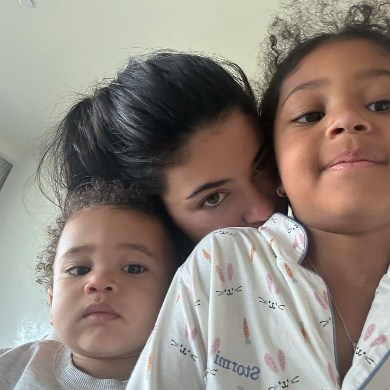 Kylie took a photo with of son Aire and daughter Stormi