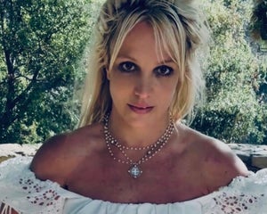 Britney Spears Says She 'Used To Be Famous' In Cryptic Post