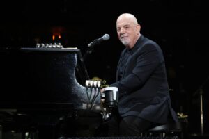 Billy Joel performs new song 'Turn the Lights Back On'