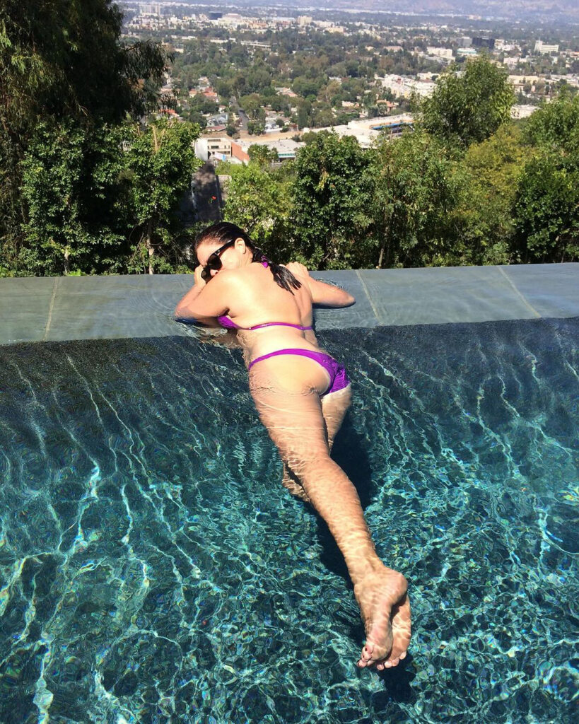Valerie Bertinelli flaunted her curves in a purple bikini