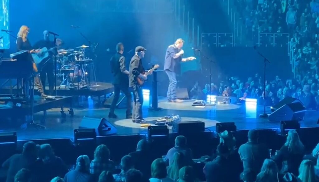 A fan shared footage from Blake Shelton's concert in Detroit