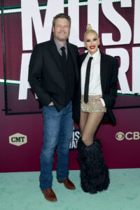 Gwen Stefani posted a new picture of her and her husband Blake Shelton