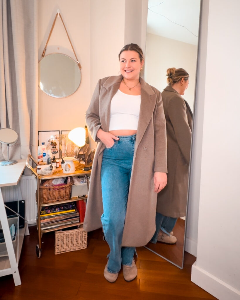 Here, fashion fan and influencer Elizabeth Carley-Leonard, has tested out the high-streets winter coats