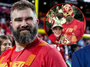 Jason Kelce Working With Teen's Family To Return Super Bowl Luchador Mask