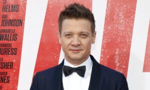 Jeremy Renner Shares Details of "Glorious" Near-Death Experience