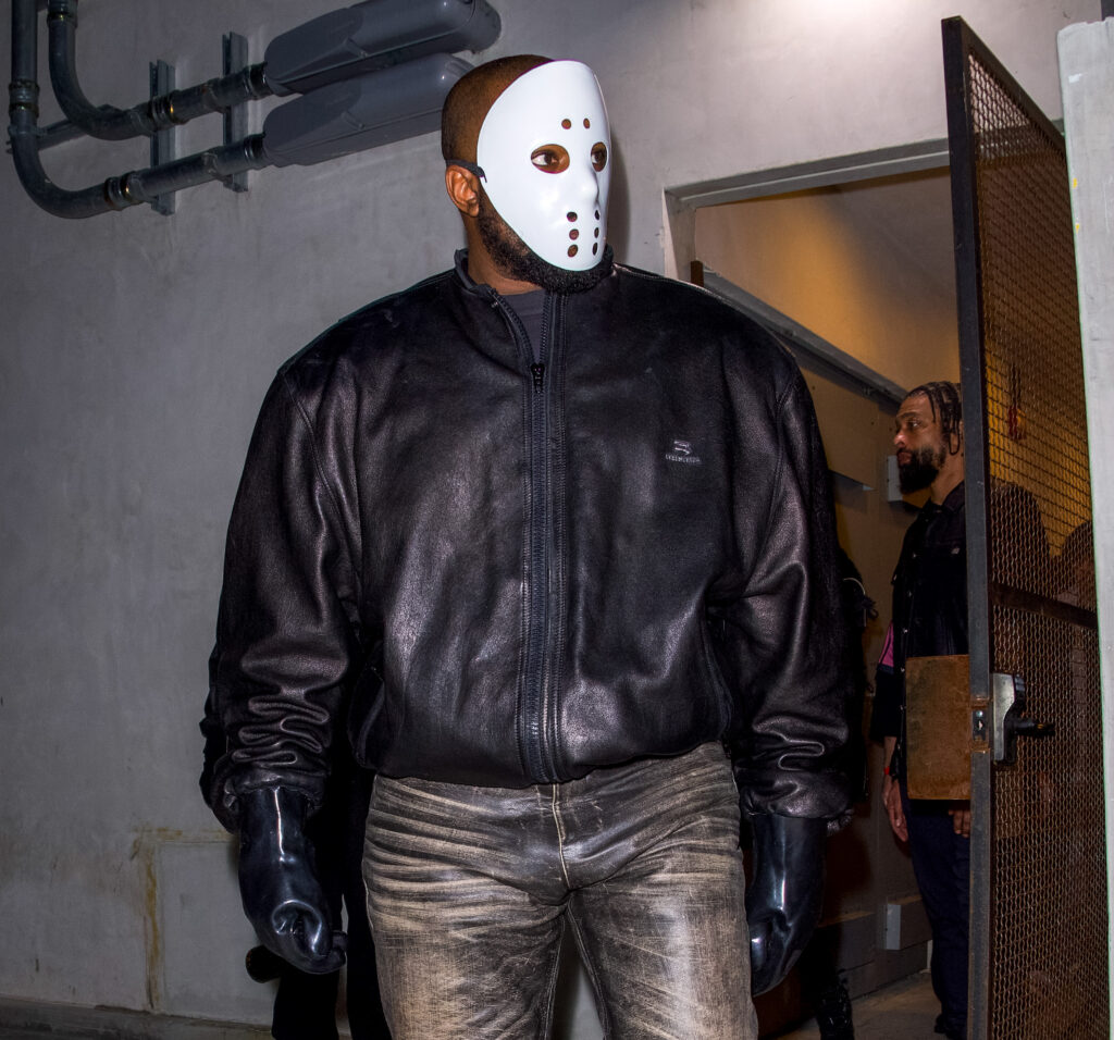 Kanye wore a hockey goalie mask during a public appearance