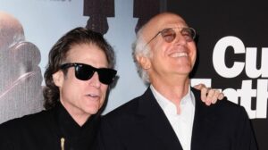 Richard Lewis and Larry David pose for a photo at a