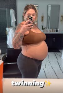 Kailyn Lowry (pictured when pregnant) shared a regret from her delivery of twins