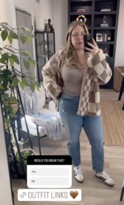 Teen Mom Kailyn Lowry wore tight denim jeans with a checkered sweater jacket in a new Instagram Story
