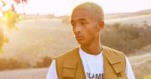 Jaden Smith's Weird Expression While Posing With His GF Gets Him Brutally Trolled By Netizens: "Bruh Thinking About Solving The Economic Problem Of The World"