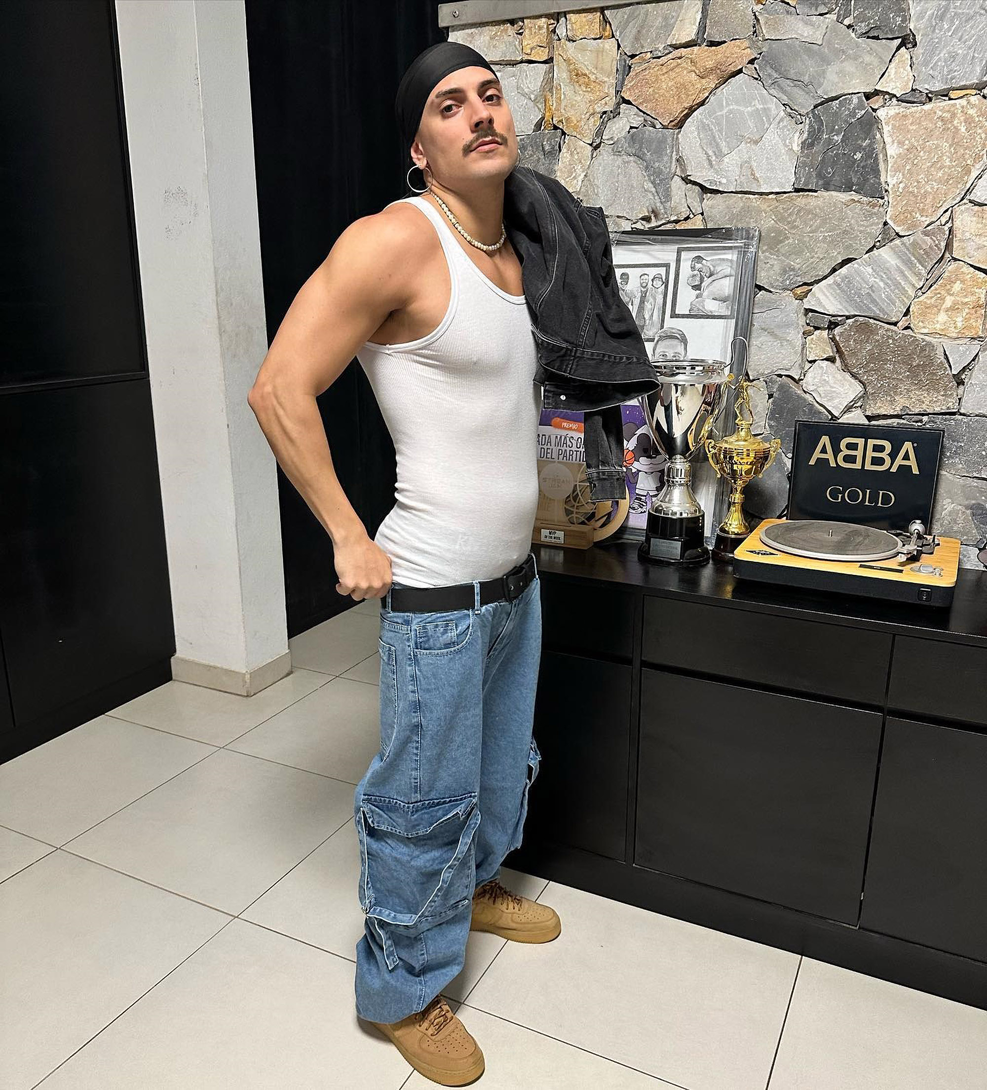 Argentinian streamer Coscu poses in an undated photo