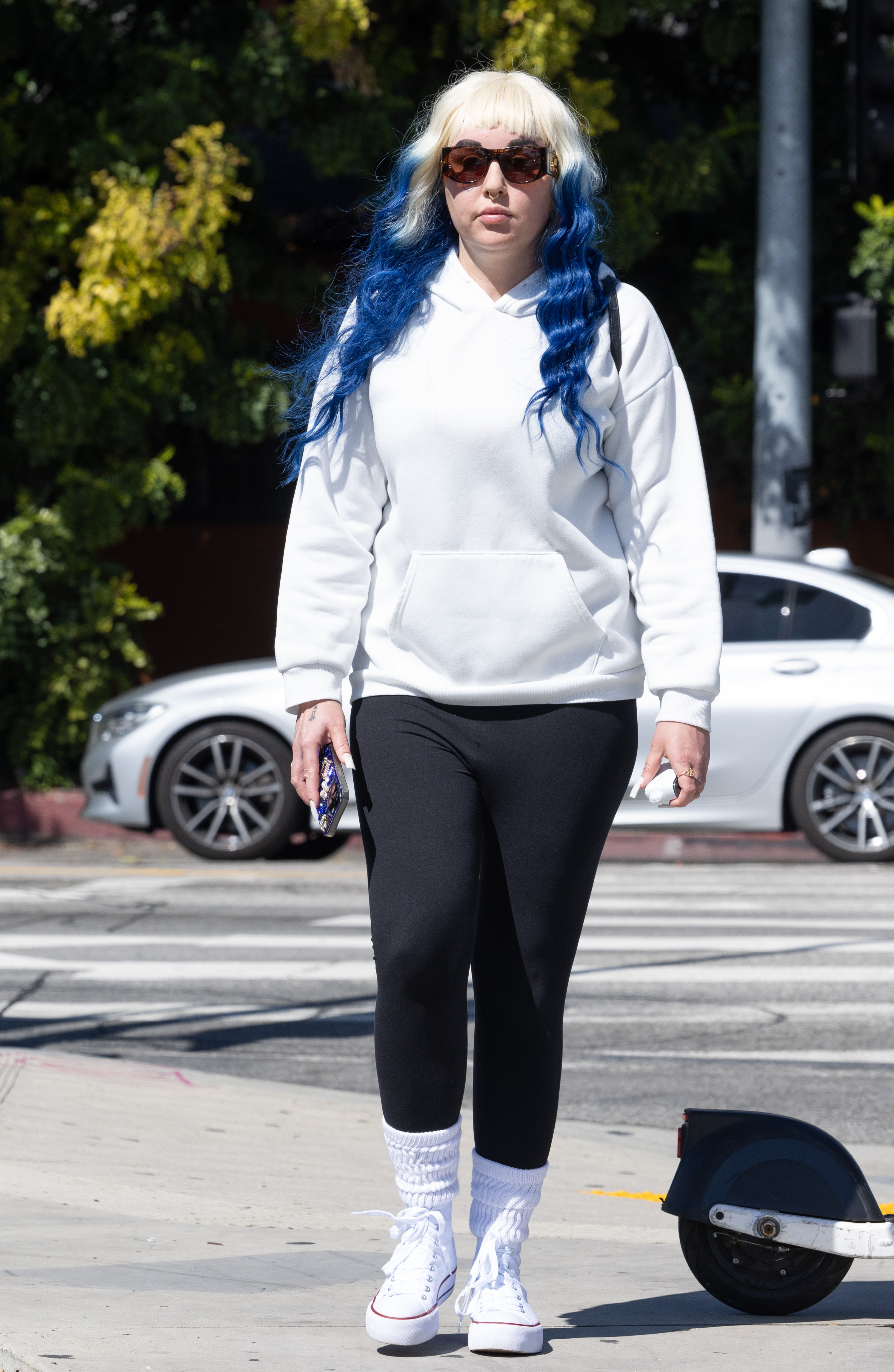 Amanda took a walk around Los Angeles